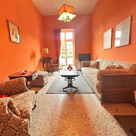 Apartment Rotspon Im Historischen 