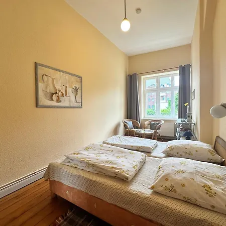 Apartment Rotspon Im Historischen 